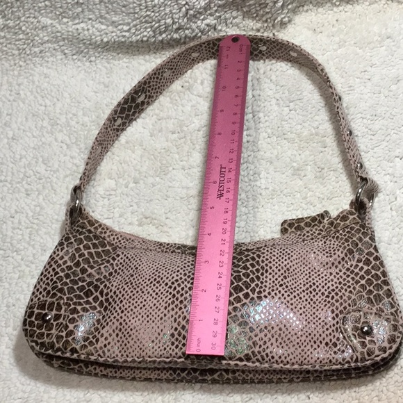 Nine West Pink Snake Print Purse w/accessories - Picture 7 of 8